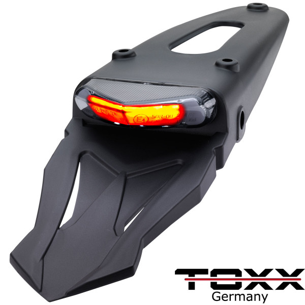 ToXx LED Rücklicht Triangle Stealth schwarz getönt mit Halter